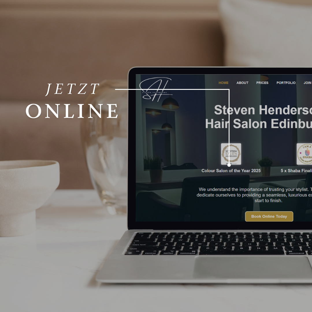 Beige Weiß Modern Minimalist Laptop Mockup Webseite Produkt Launch Instagram Post